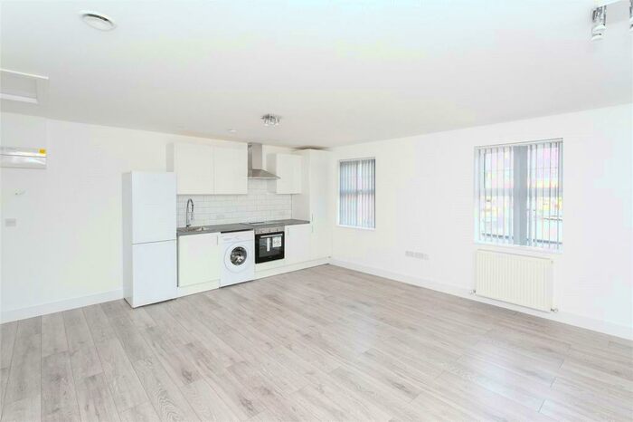 1 Bedroom Apartment To Rent In London Road, Hemel Hempstead, Hertforshire, HP3