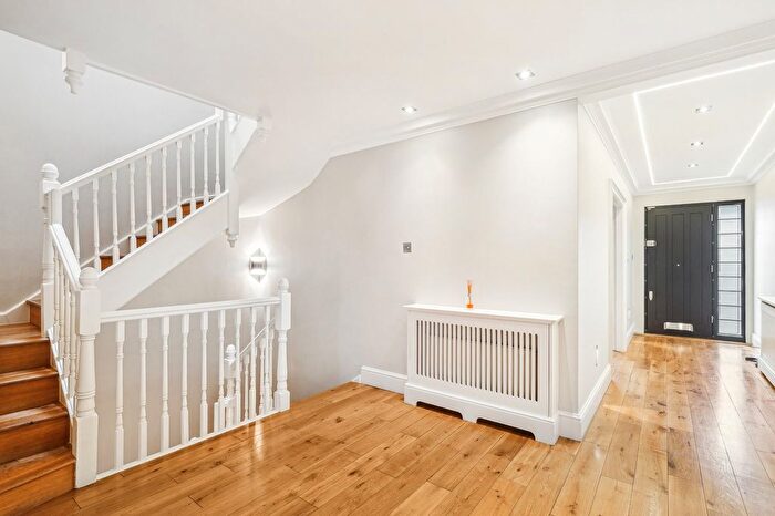 4 Bedroom Terraced House To Rent In Roland Way, London, SW7