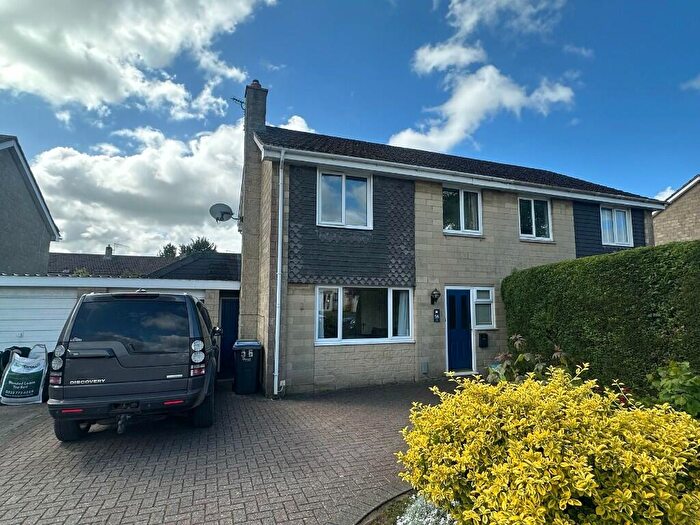 3 Bedroom Semi-Detached House To Rent In Pine Close, Corsham, SN13