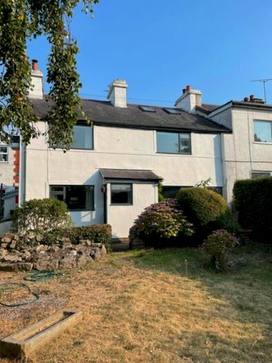 2 Bedroom End Of Terrace House To Rent In Ffollt Cottages, Glanwydden, LL31