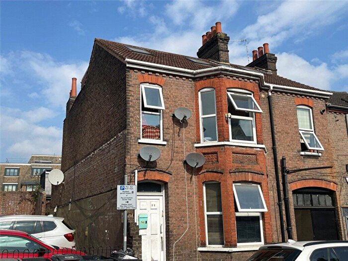 2 Bedroom Apartment For Sale In Flat E, Cardigan Street, Luton, LU1