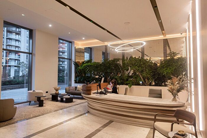 1 Bedroom Flat To Rent In White City Living, Reflection Apartments, Cascade Way, White City, W12