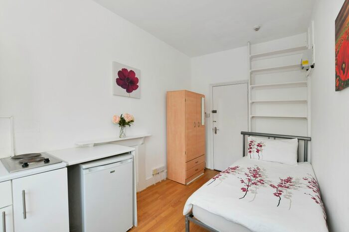 Studio To Rent In Oakley Street, London SW3