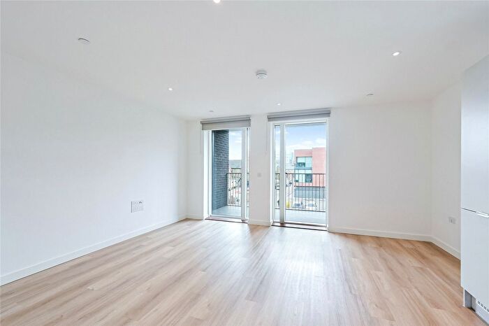 1 Bedroom Flat To Rent In Wellington Road, London, E6