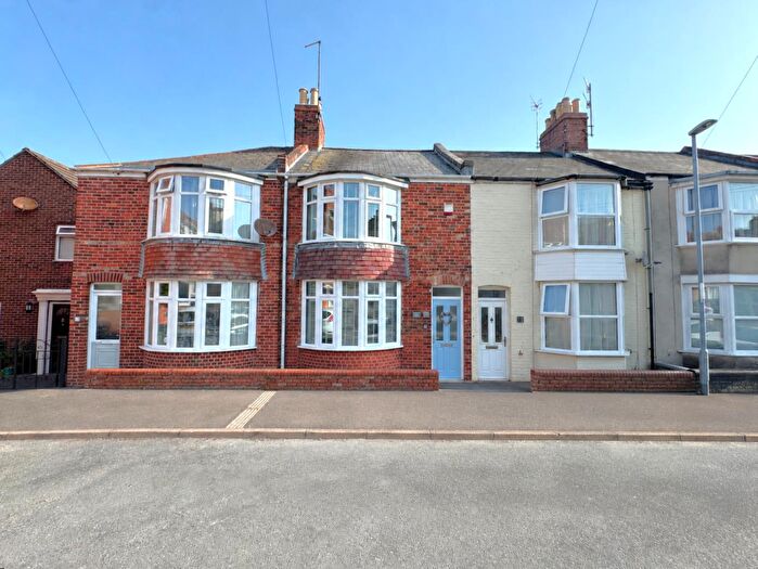 2 Bedroom Terraced House For Sale In Prince Of Wales Road, Weymouth, DT4