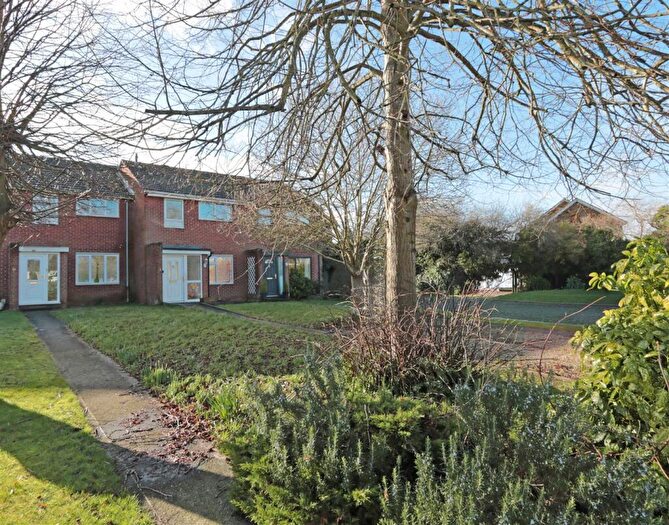 3 Bedroom Terraced House For Sale In Webster Close, Thame, OX9