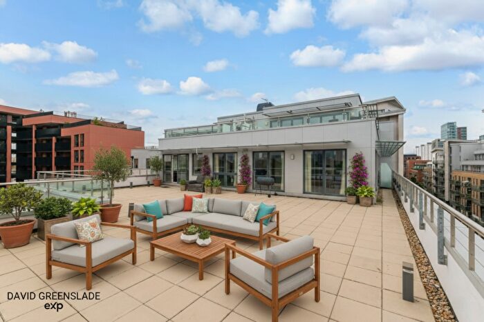 3 Bedroom Apartment For Sale In Caspian Wharf, E3