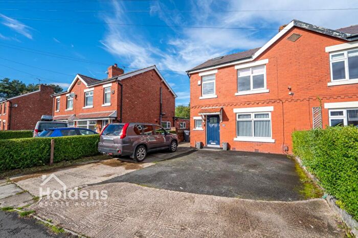 4 Bedroom Semi Detached House For Sale In Brownedge Road, Bamber Bridge, PR5