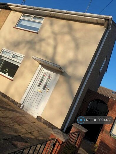 2 Bedroom Semi-Detached House To Rent In Gatwick Road, Sunderland, SR4