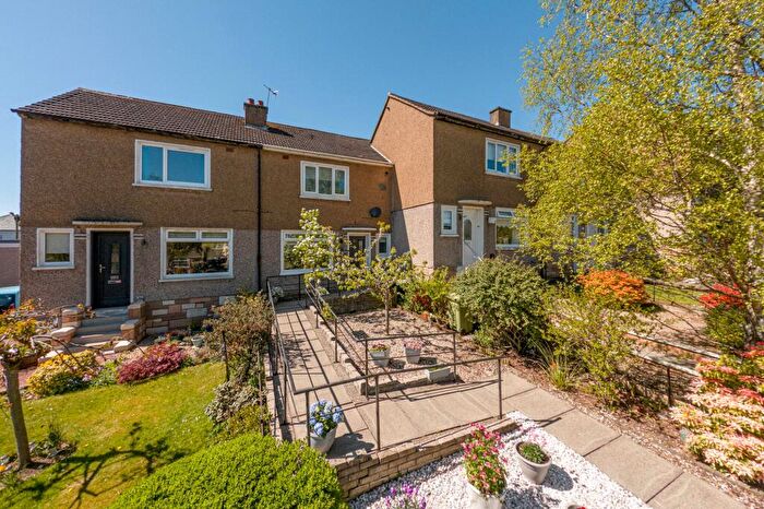 3 Bedroom Terraced House For Sale In Sidlaw Road, Bearsden, G61