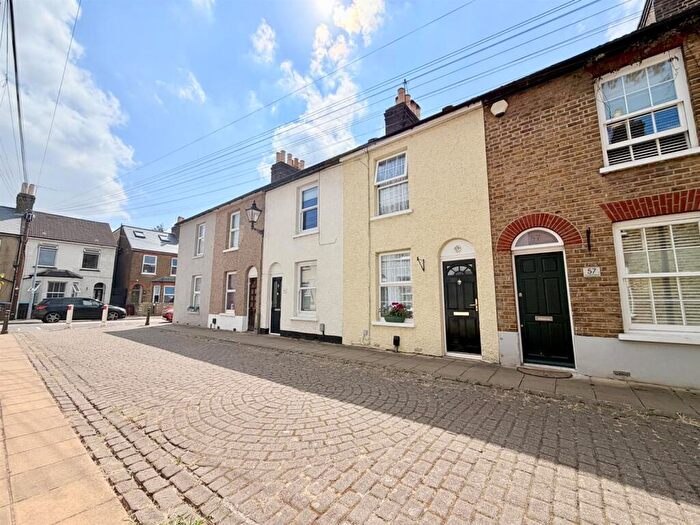 3 Bedroom House For Sale In Woollard Street, Waltham Abbey, EN9