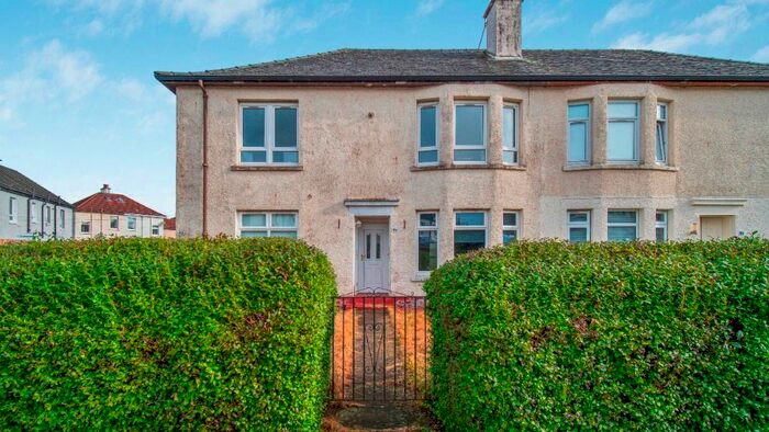 2 Bedroom Flat To Rent In Moat Avenue, Knightswood, Glasgow, G13