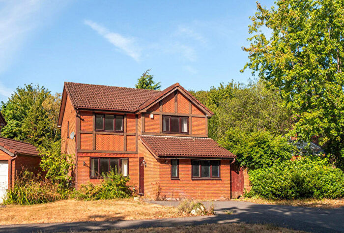 4 Bedroom Detached House For Sale In Craven Close, Longwell Green, Bristol, Gloucestershire, BS30