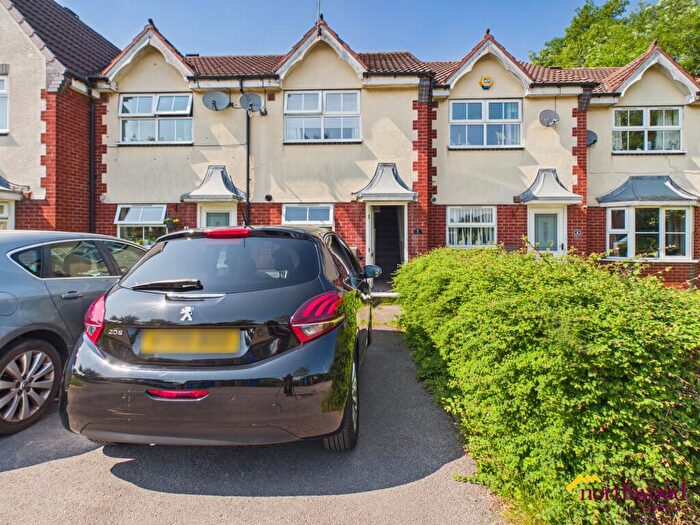 2 Bedroom Town House To Rent In Bowlers Close, Festival Heights, Stoke-on-Trent, ST6