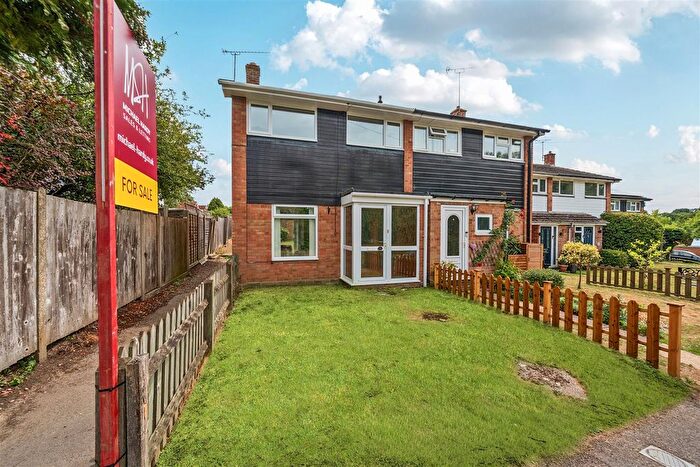 3 Bedroom Semi-Detached House For Sale In Swallowfield Road, Arborfield, Berkshire, RG2