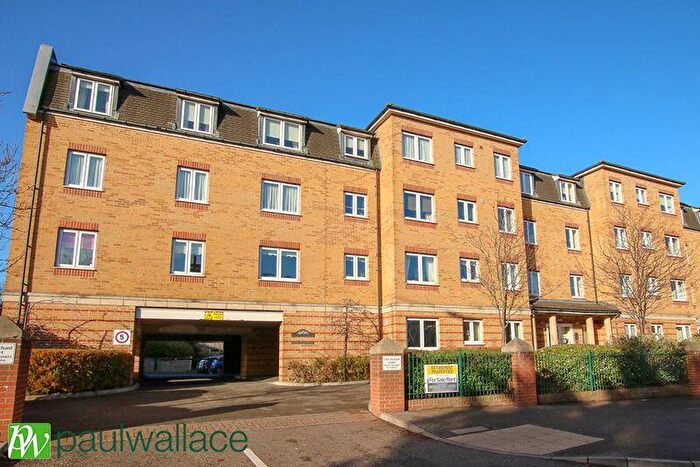 2 Bedroom Retirement Property For Sale In High Street, Waltham Cross, EN8