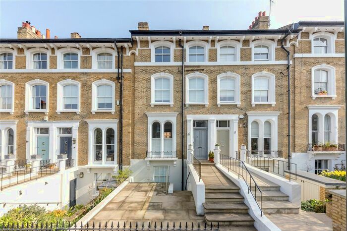 2 Bedroom Flat To Rent In Cambrian Road, Richmond, TW10