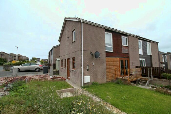3 Bedroom Semi-Detached House For Sale In Park Place, Peterhead, Aberdeenshire, AB42