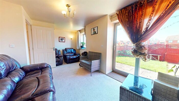 3 Bedroom End Of Terrace House For Sale In Capella Drive, Manchester, M11