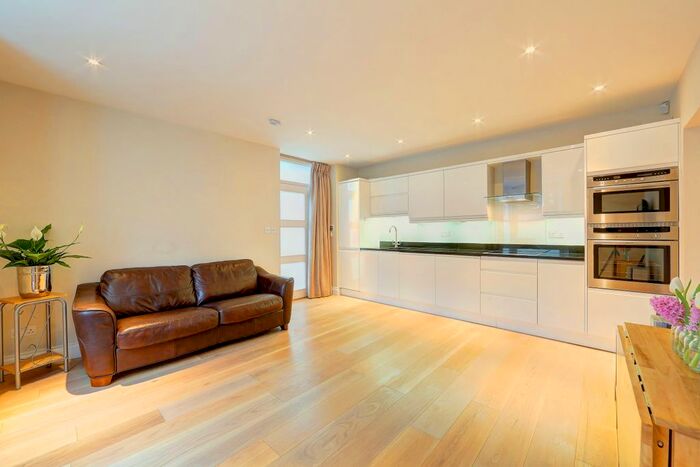 1 Bedroom Flat To Rent In Darlaston Road, London, SW19