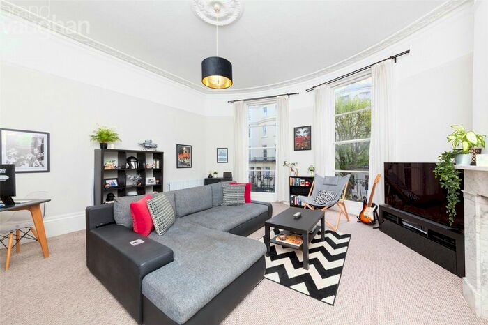 1 Bedroom Flat To Rent In Brunswick Road, Hove, East Sussex, BN3