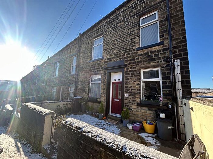 3 Bedroom End Terrace House For Sale In Charles Street, Sowerby Bridge, HX6