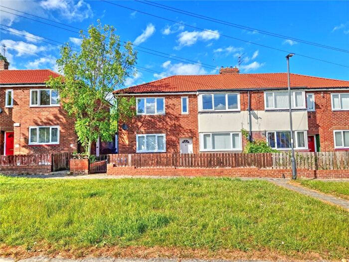 2 Bedroom Flat To Rent In Linbridge Drive, Newcastle Upon Tyne, Tyne And Wear, NE5