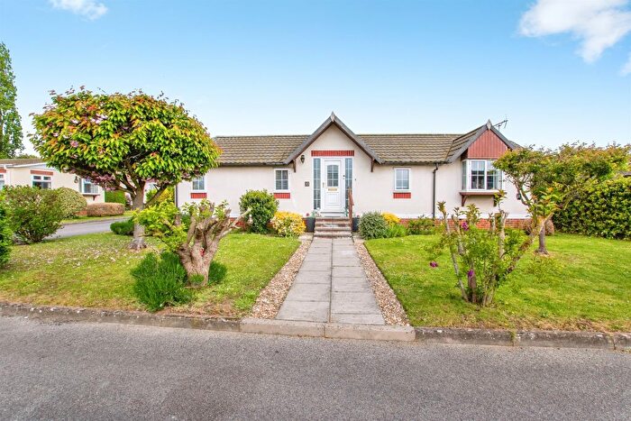 2 Bedroom Mobile/park Home For Sale In Osborne Road, Wisbech, PE13