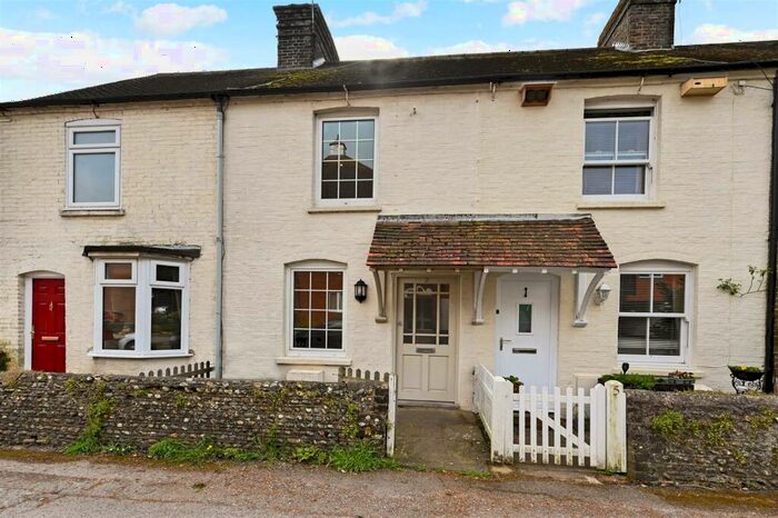 2 Bedroom Terraced House To Rent In Queens Lane, Arundel, BN18