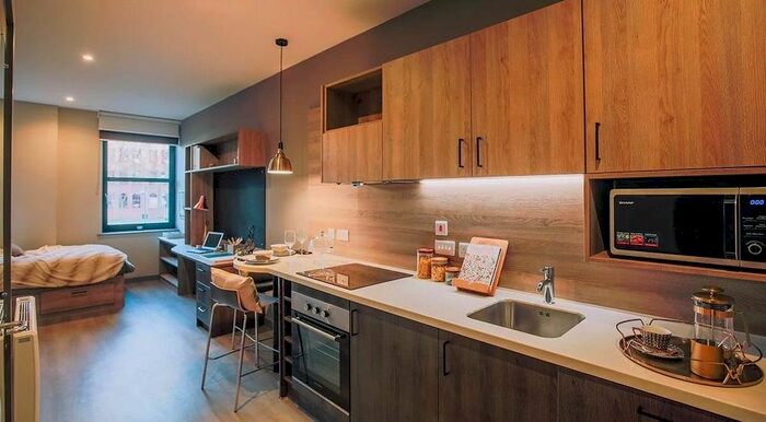 Studio To Rent In East Street, Reading, RG1