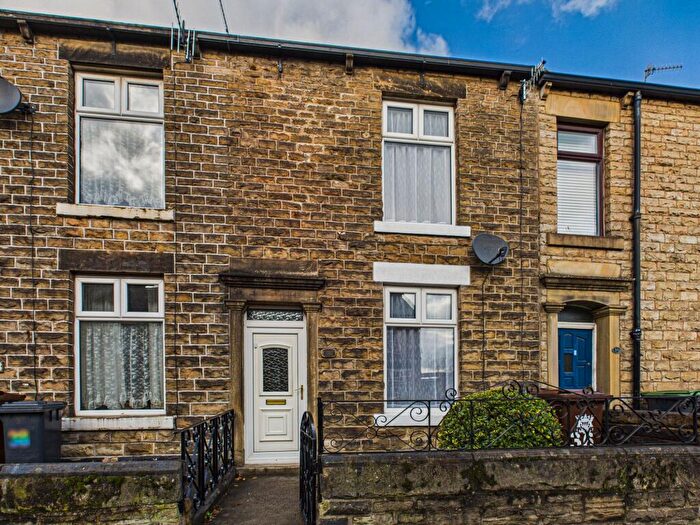 2 Bedroom Terraced House To Rent In Albion Road, New Mills, SK22