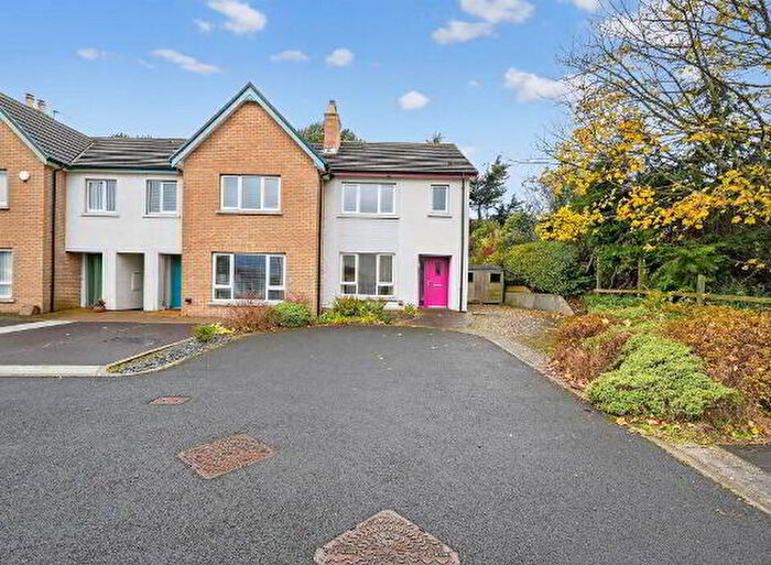 3 Bedroom End TownHouse For Sale In Shaftesbury Avenue, Bangor, BT20