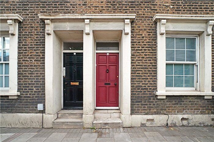 2 Bedroom Detached House For Sale In Camberwell New Road, London, SE5