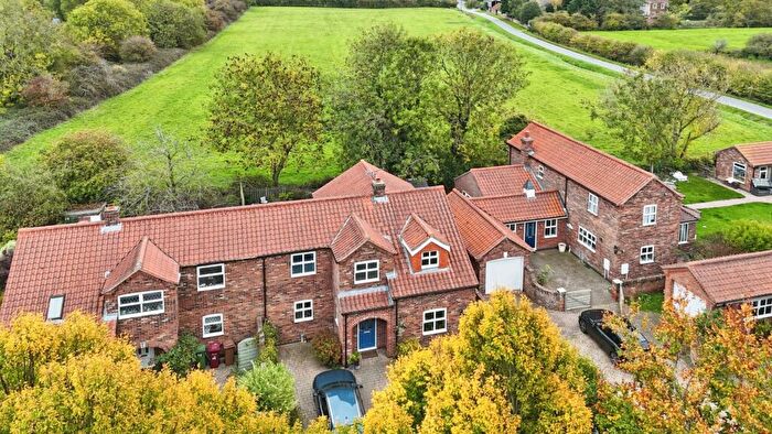 4 Bedroom Semi Detached House For Sale In Thorn Lane, Goxhill, Barrow-Upon-Humber, Lincolnshire, DN19