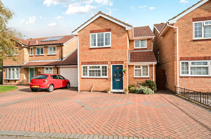 3 Bedroom Detached House For Sale In Briarwood Close, Fareham, PO16