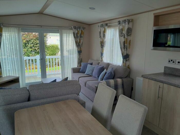2 Bedroom Caravan For Sale In Preesall, Lancashire, FY6