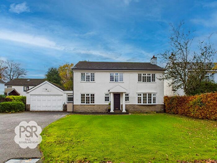 4 Bedroom Detached House For Sale In Green Lane, Buxton, SK17