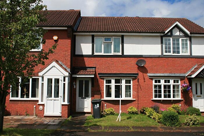 2 Bedroom Property To Rent In Trevose Close, Walsall, WS3