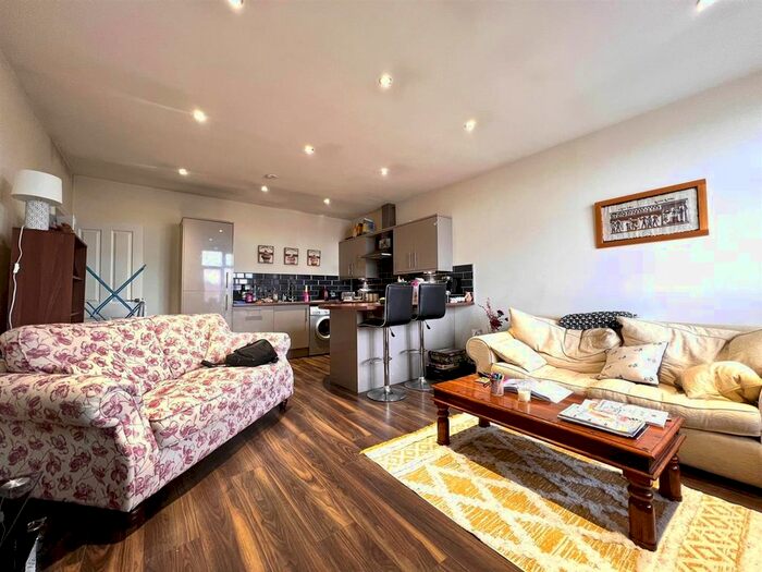 1 Bedroom Flat To Rent In York Road, Acomb, York, YO24