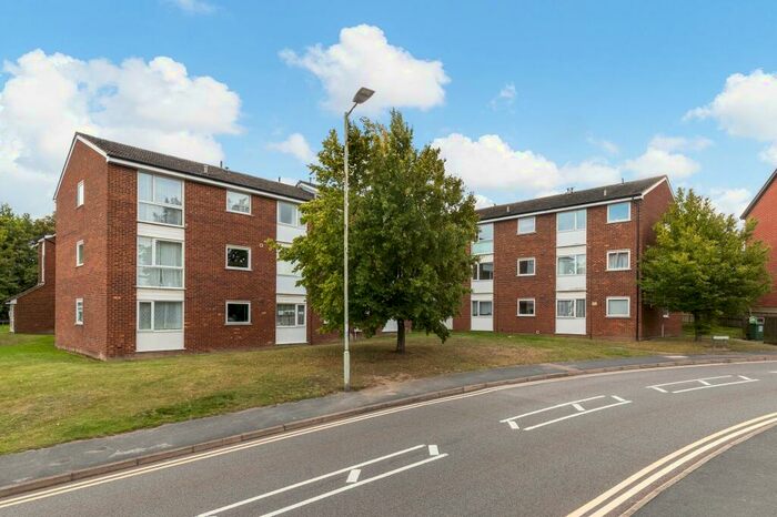 2 Bedroom Apartment To Rent In Burns Road, Royston, SG8