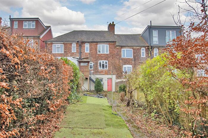 3 Bedroom Terraced House For Sale In Seal Road, Sevenoaks, Kent, TN14