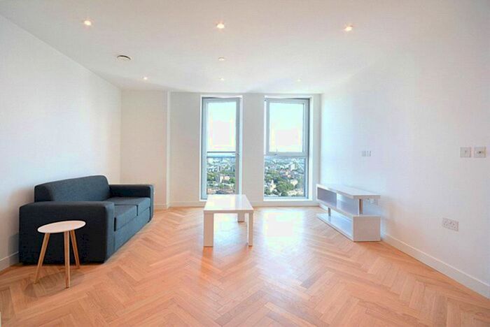 1 Bedroom Flat To Rent In Southwark Bridge Road, Newington, London, SE1