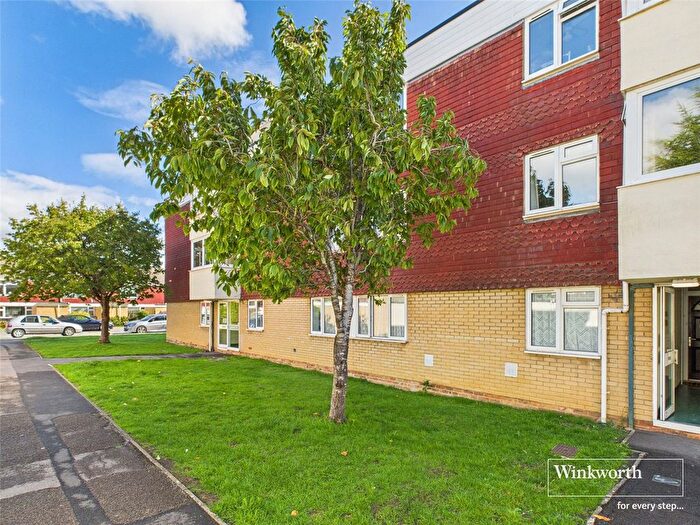 2 Bedroom Flat To Rent In Langdale Gardens, Earley, Reading, Berkshire, RG6