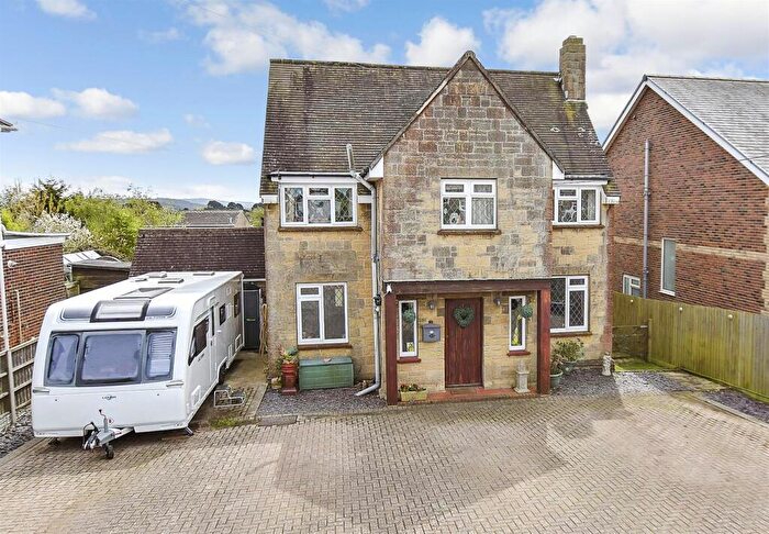 5 Bedroom Detached House For Sale In Noke Common, Newport, Isle Of Wight, PO30