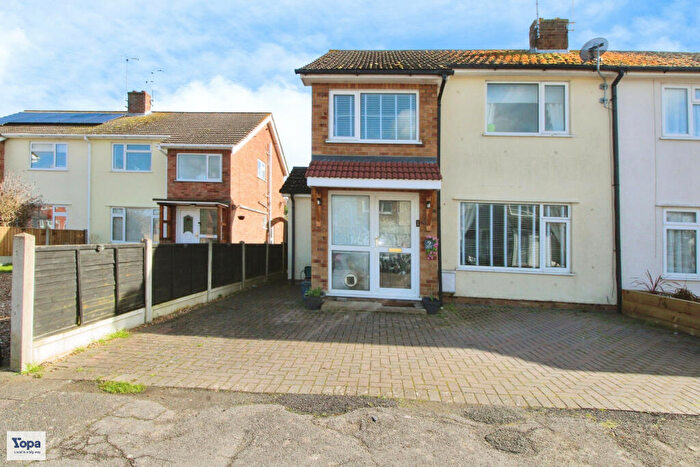 3 Bedroom Semi Detached House For Sale In Upland Crescent, Colchester, CO5