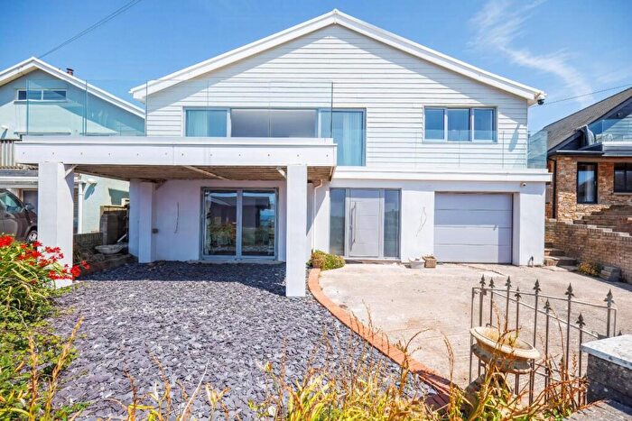4 Bedroom Detached House For Sale In Marine Drive, Ogmore-By-Sea, Vale Of Glamorgan, CF32