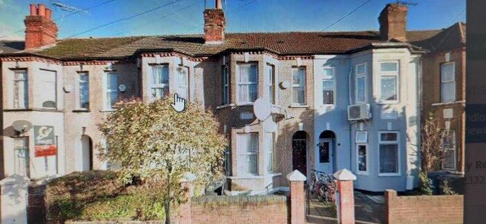 4 Bedroom Terraced House To Rent In Dudley Road, Southall, UB2