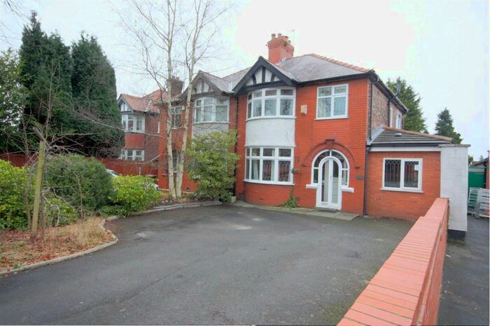 3 Bedroom Semi-Detached House To Rent In Prescot Road, Toll Bar, St Helens, 3 WA10