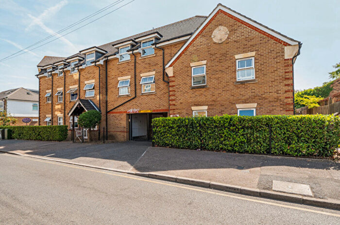 1 Bedroom Apartment For Sale In Victoria Place, North Road, Woking, GU21