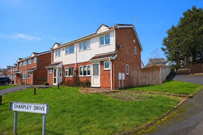 3 Bedroom Semi Detached House For Sale In Sharpley Drive, Leicester, Leicestershire, LE4